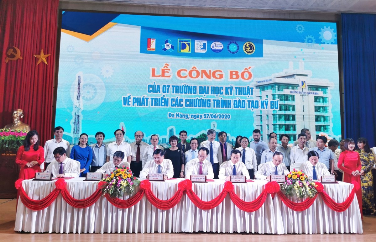 Bảy trường Đại học kỹ thuật hàng đầu Việt Nam ký kết chương trình đào tạo kỹ sư